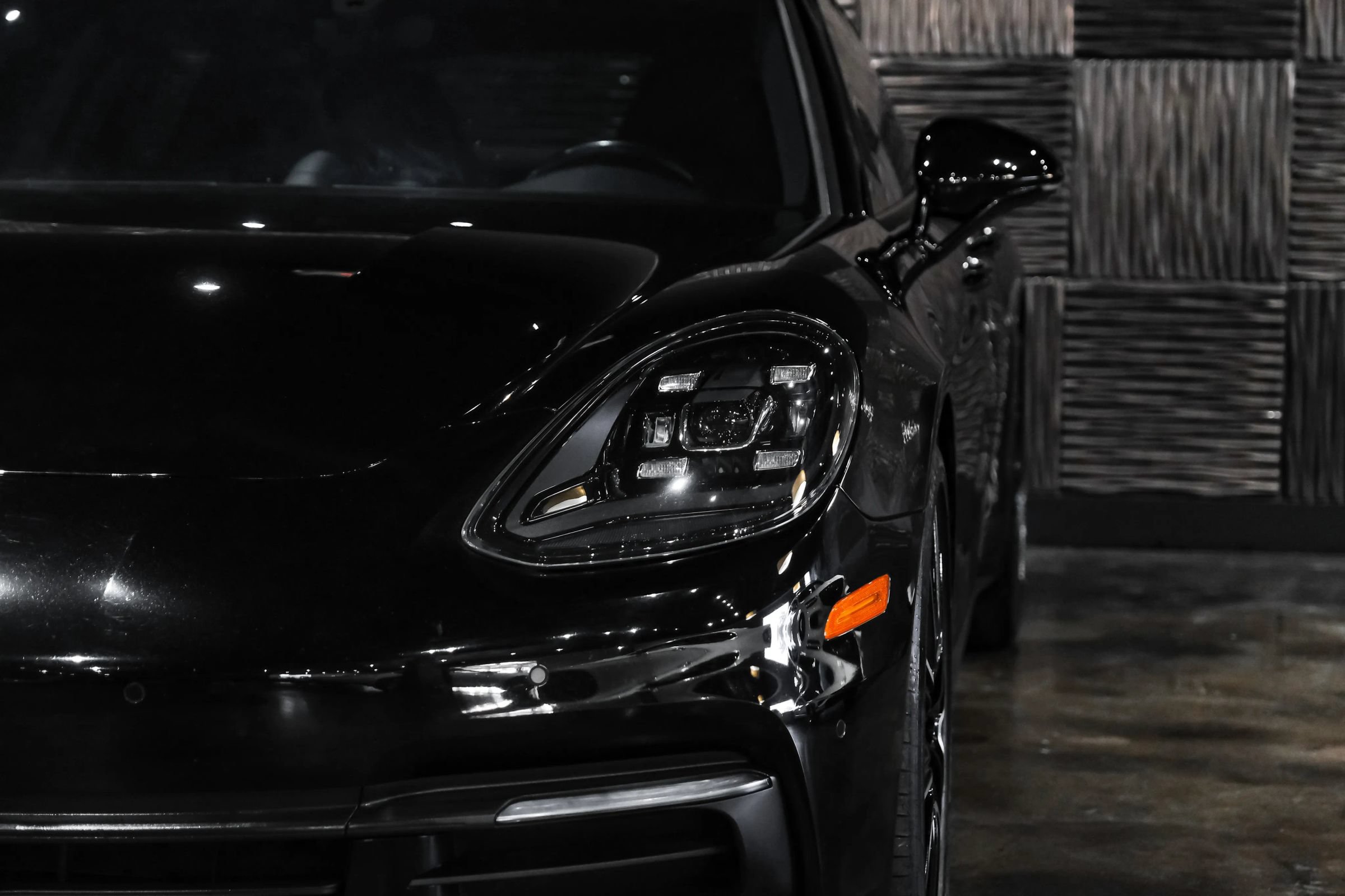 Used 2019 Porsche Panamera 4 AWD/4WD image 45
