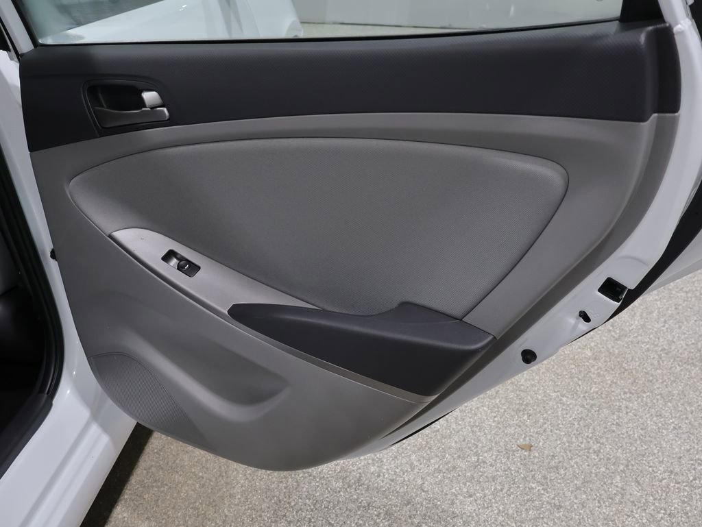 Used 2017 Hyundai Accent SE image 20