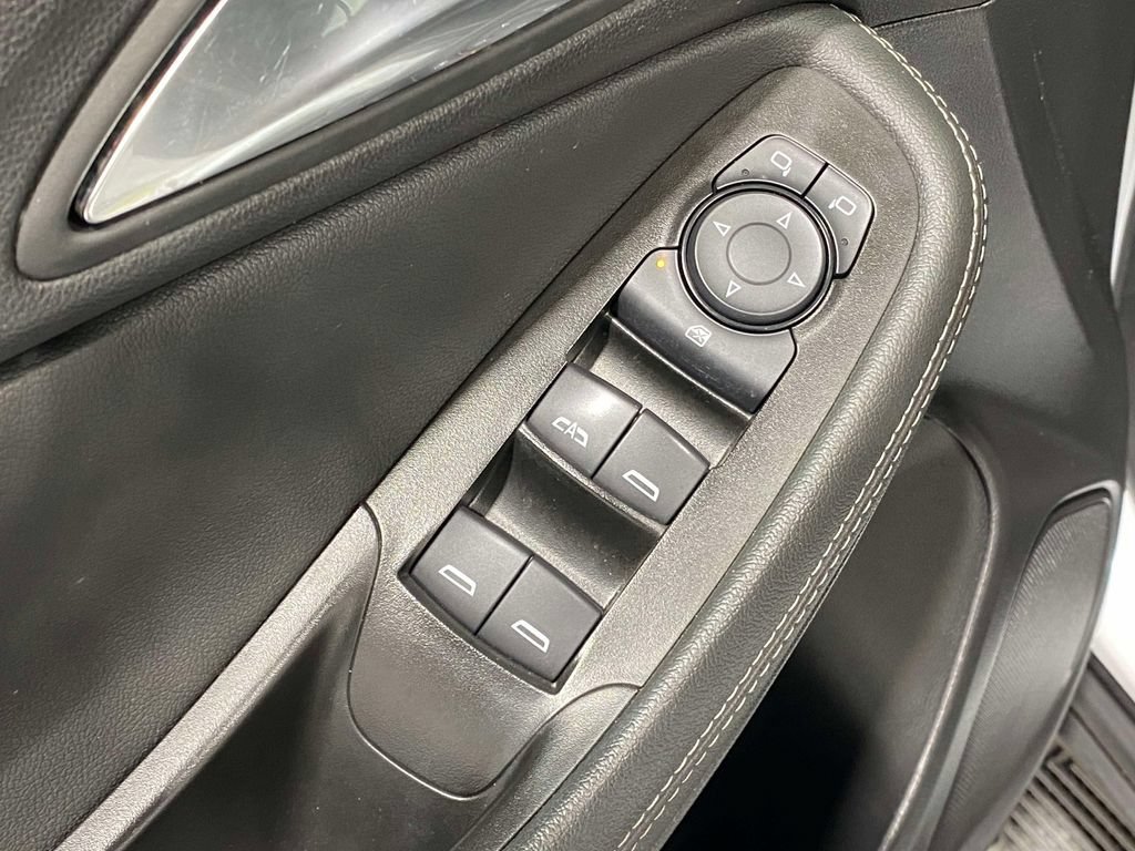 Used 2024 Buick Encore GX Preferred FWD image 18