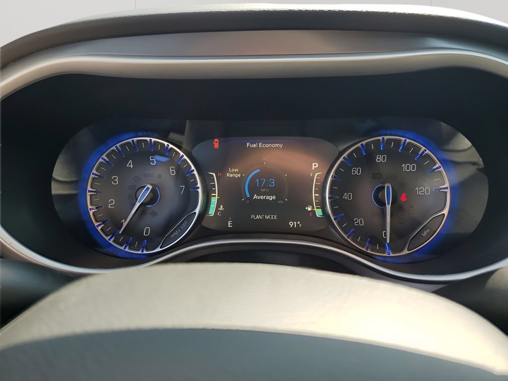 New 2026 Chrysler Voyager LX FWD image 36
