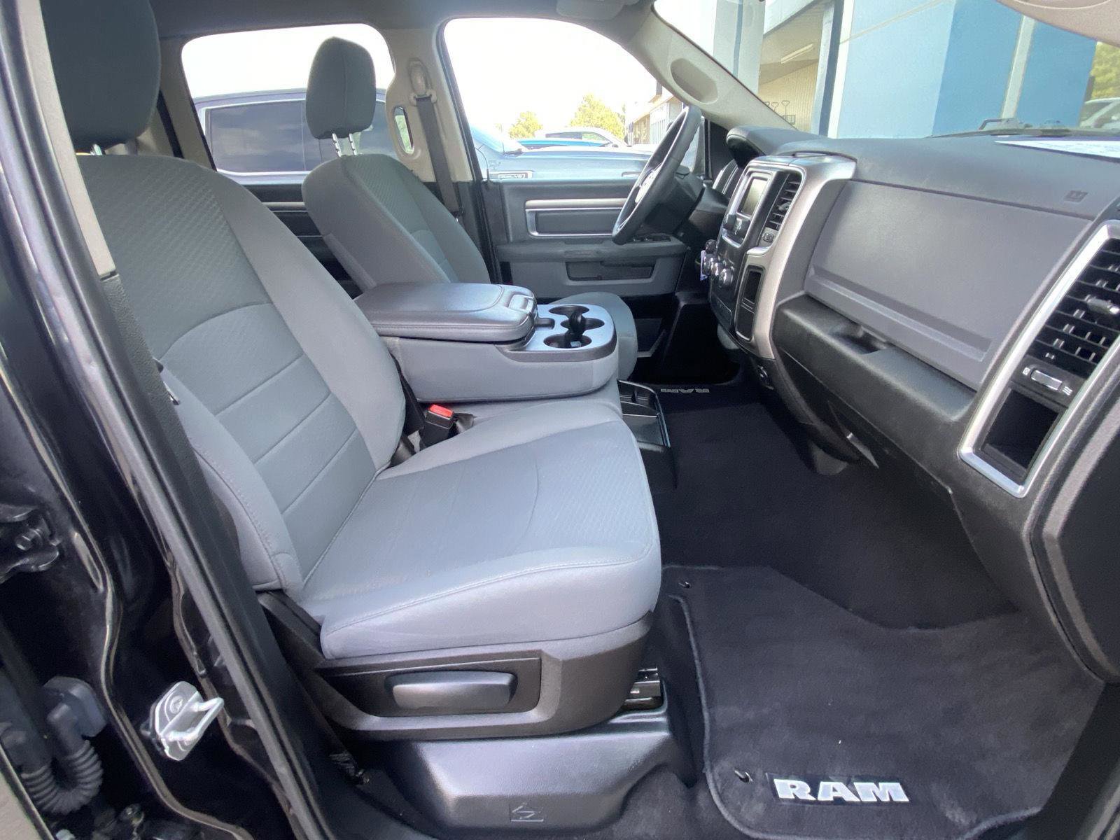 Used 2019 RAM 1500 Classic SLT RWD image 18