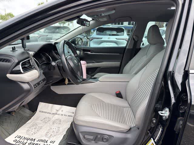 Used 2021 Toyota Camry SE FWD image 41