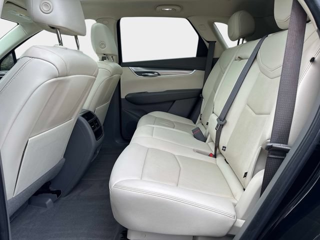 Used 2021 Cadillac XT5 Premium Luxury AWD/4WD image 11