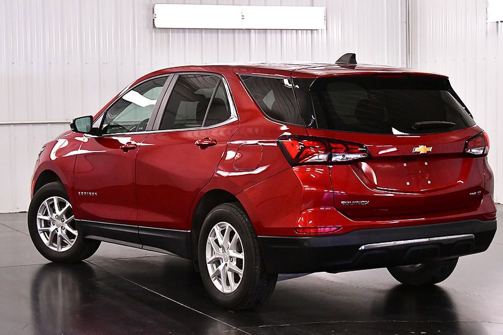 Used 2023 Chevrolet Equinox LT AWD/4WD image 5