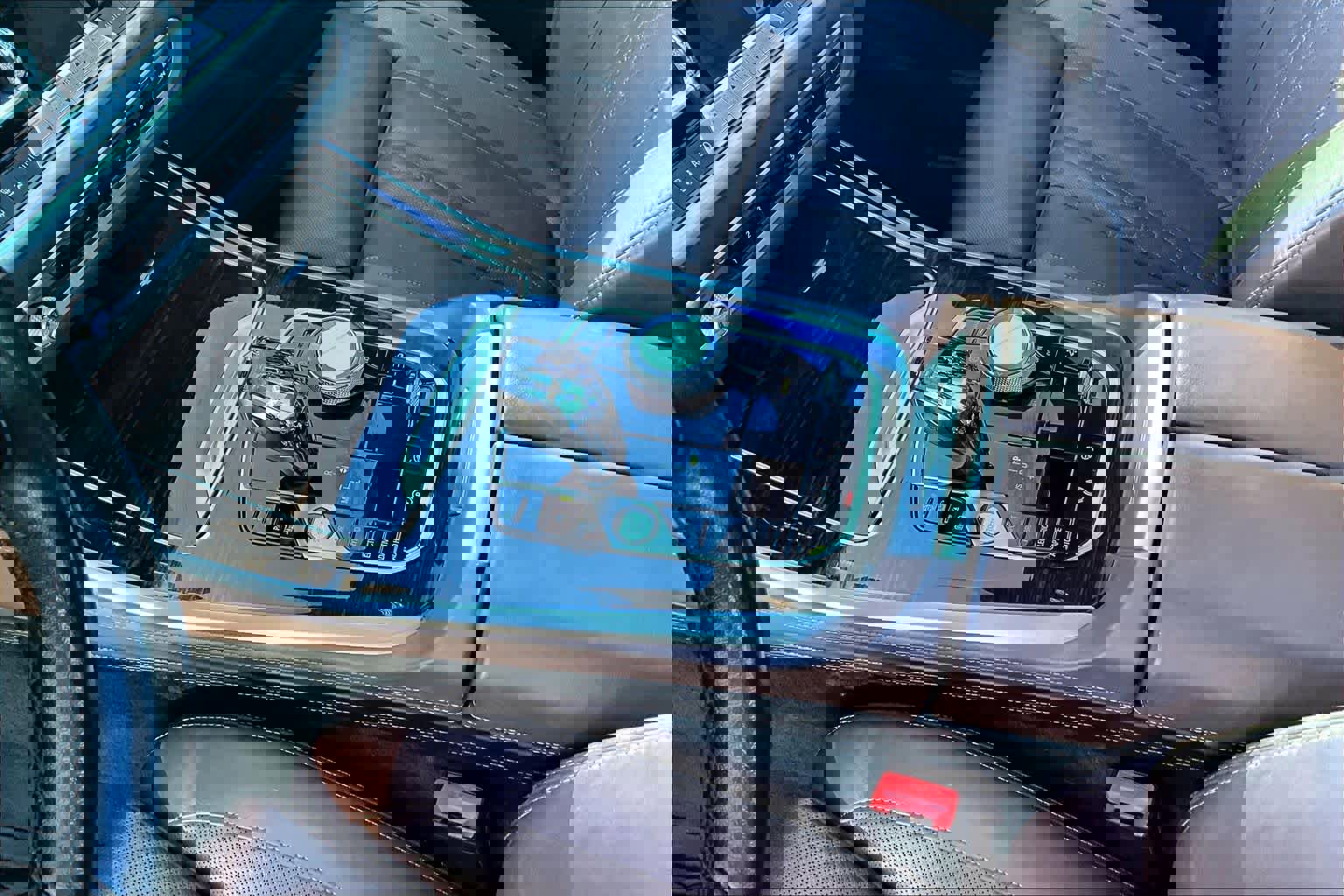 Used 2021 BMW X5 xDrive45e w/ Executive Package image 17