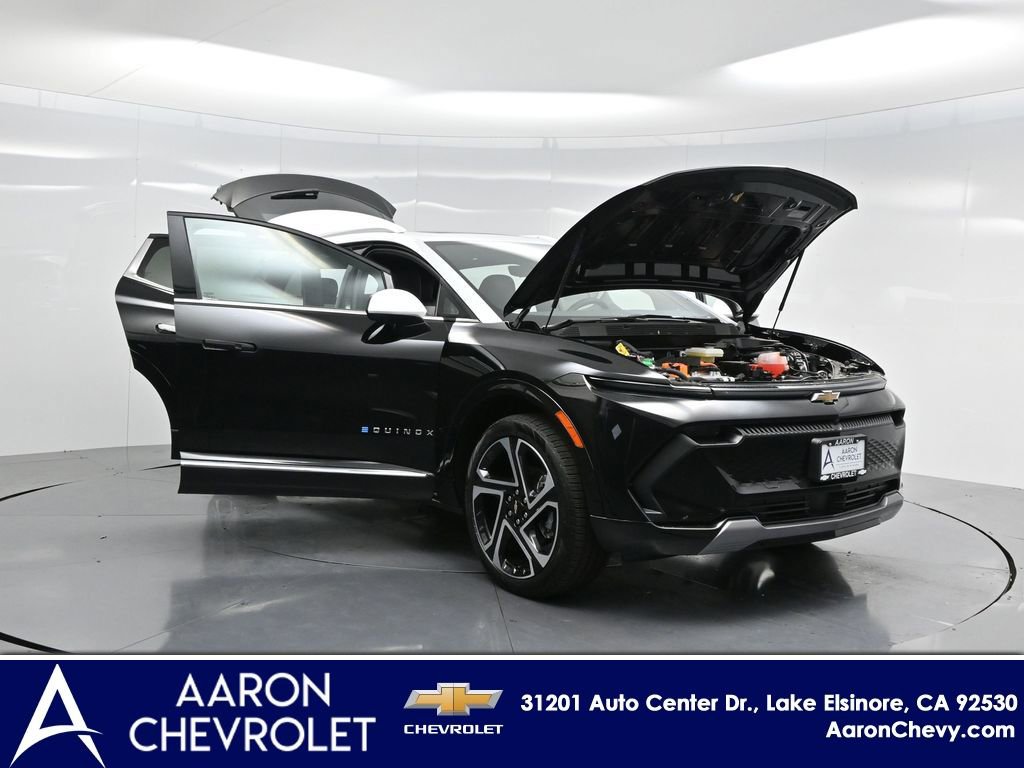 New 2025 Chevrolet Equinox EV LT image 29