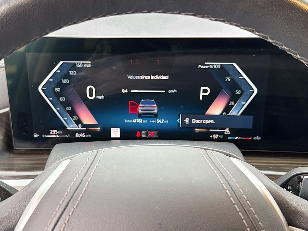 Used 2024 BMW X7 xDrive40i image 42