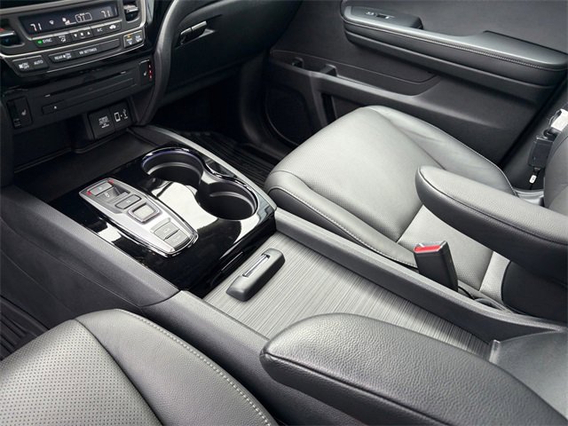 Used 2020 Honda Ridgeline RTL-E image 17