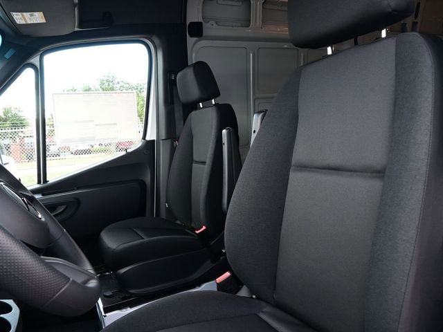 New 2026 Mercedes-Benz Sprinter 2500 image 21