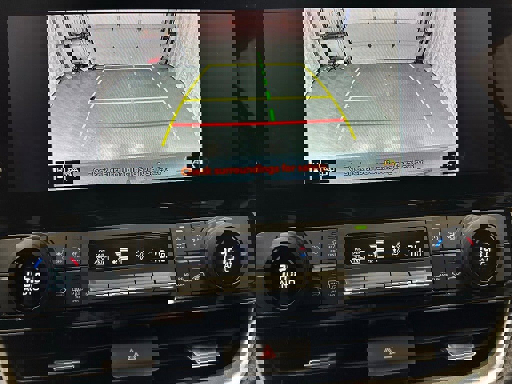 Used 2025 Toyota Grand Highlander AWD image 37