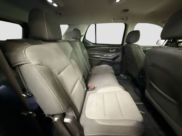Used 2021 Chevrolet Traverse LS w/ LPO, Black Accent Package FWD image 27