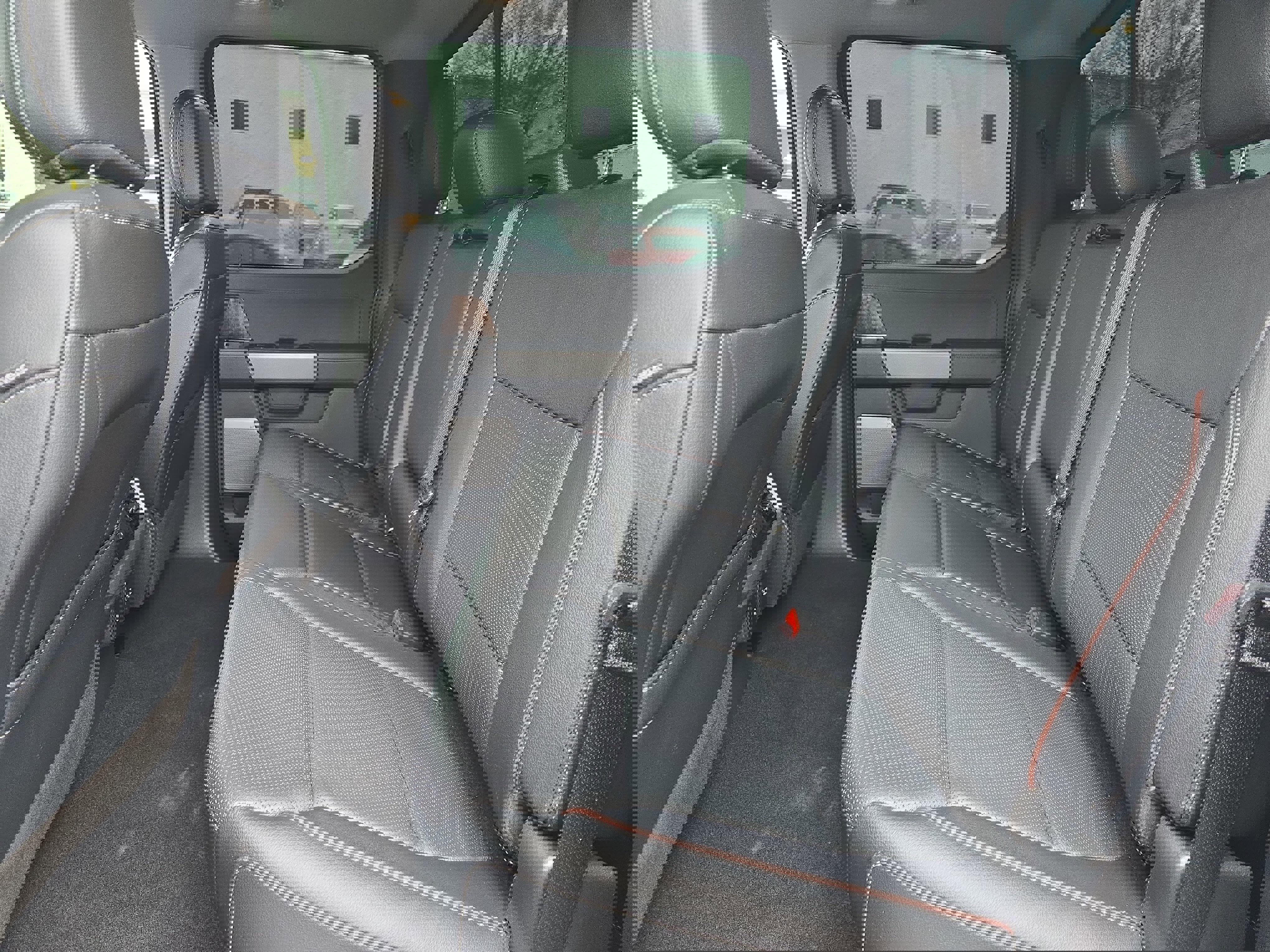 Used 2023 Ford F150 Lariat w/ Trailer Tow Package image 15