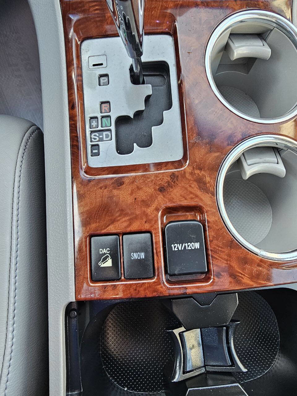 Used 2013 Toyota Highlander Limited image 19