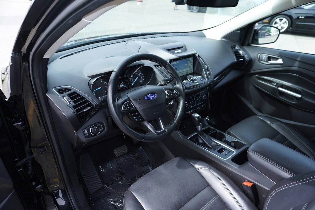 Used 2017 Ford Escape Titanium AWD/4WD image 26
