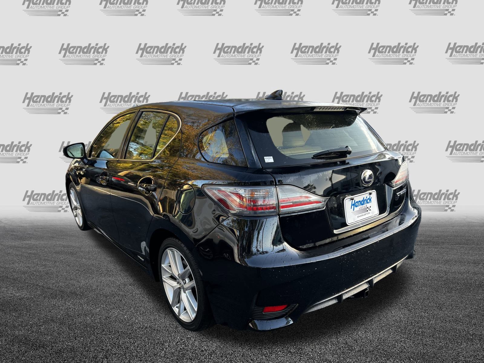 Used 2015 Lexus CT 200h w/ Navigation Package image 7
