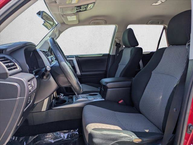 Certified 2018 Toyota 4Runner SR5 AWD/4WD image 16