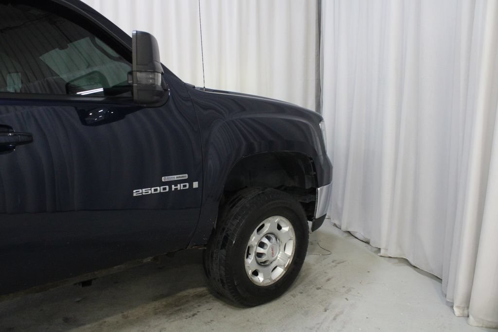 Used 2009 GMC Sierra 2500 SLT w/ Entertainment Package AWD/4WD image 25