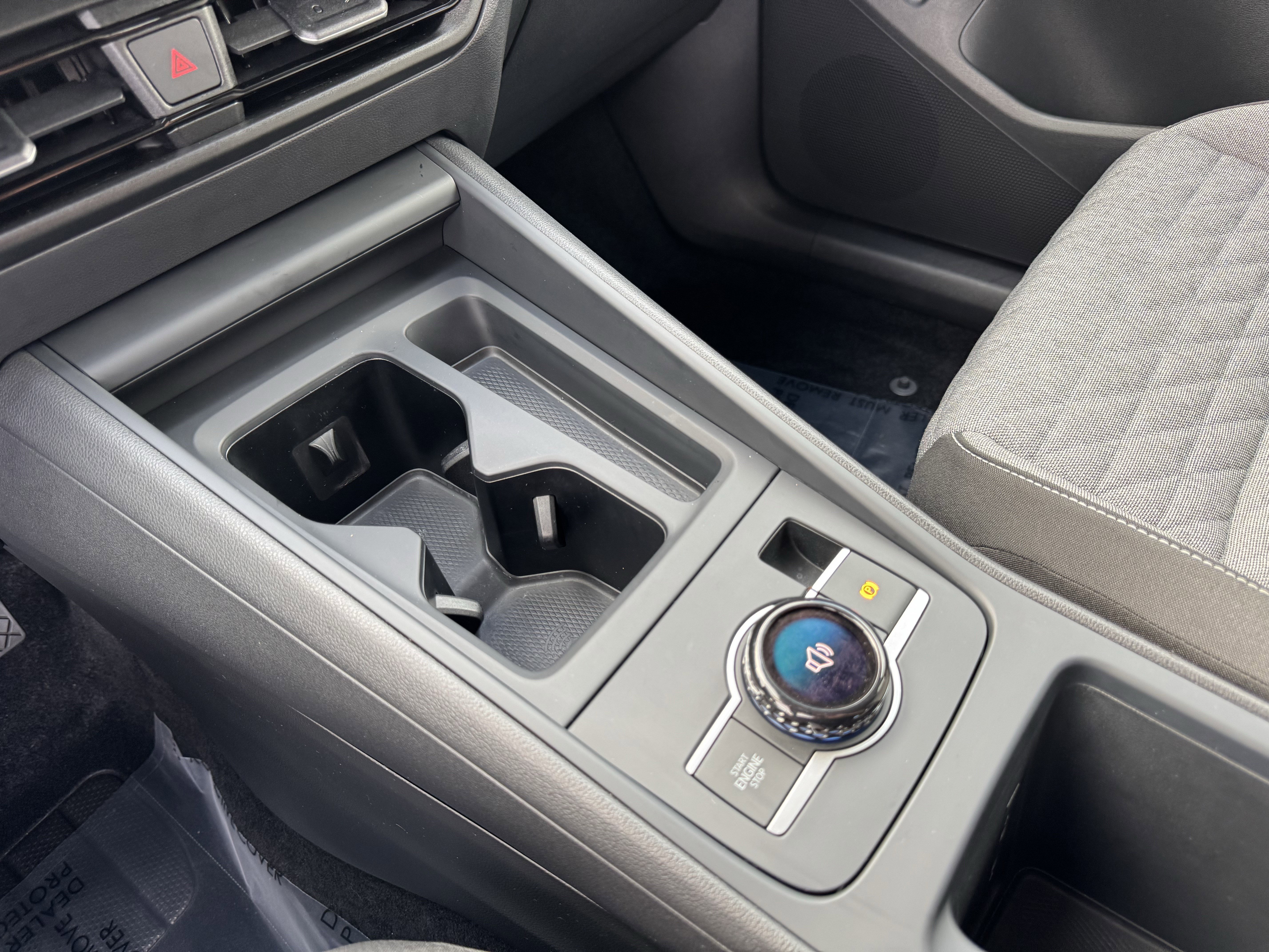 Used 2025 Volkswagen Tiguan S image 29