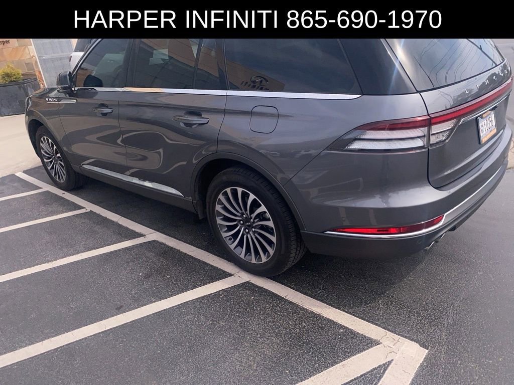 Used 2022 Lincoln Aviator Reserve w/ Equipment Group 201A image 2