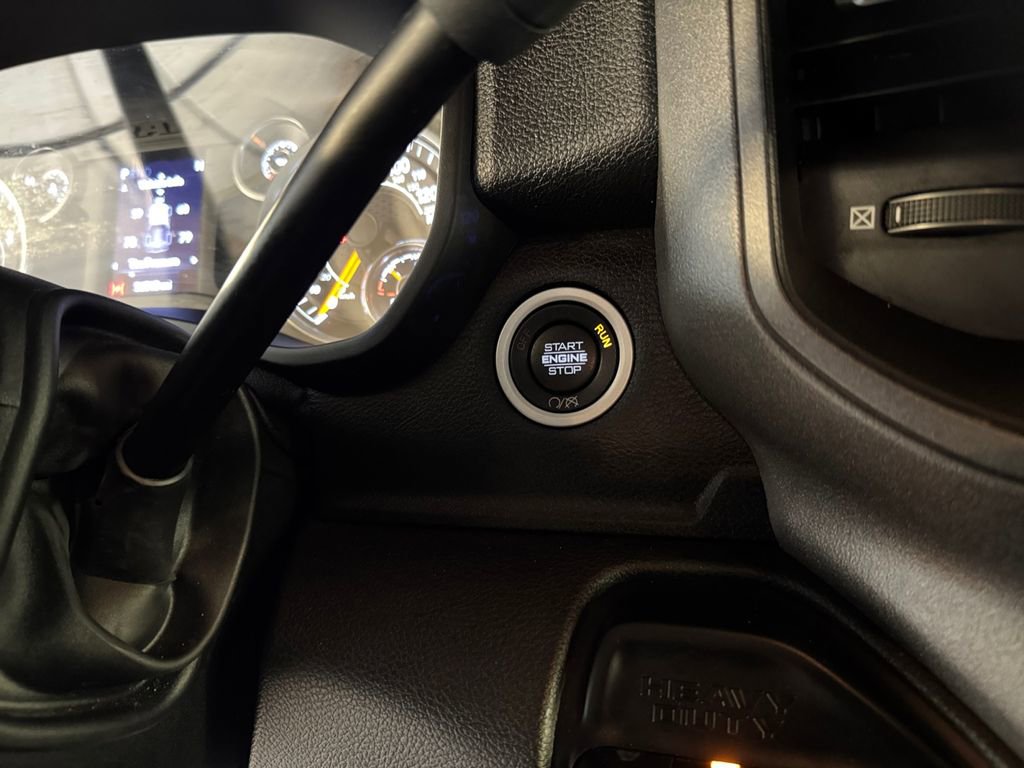 Used 2022 RAM 3500 Tradesman image 29