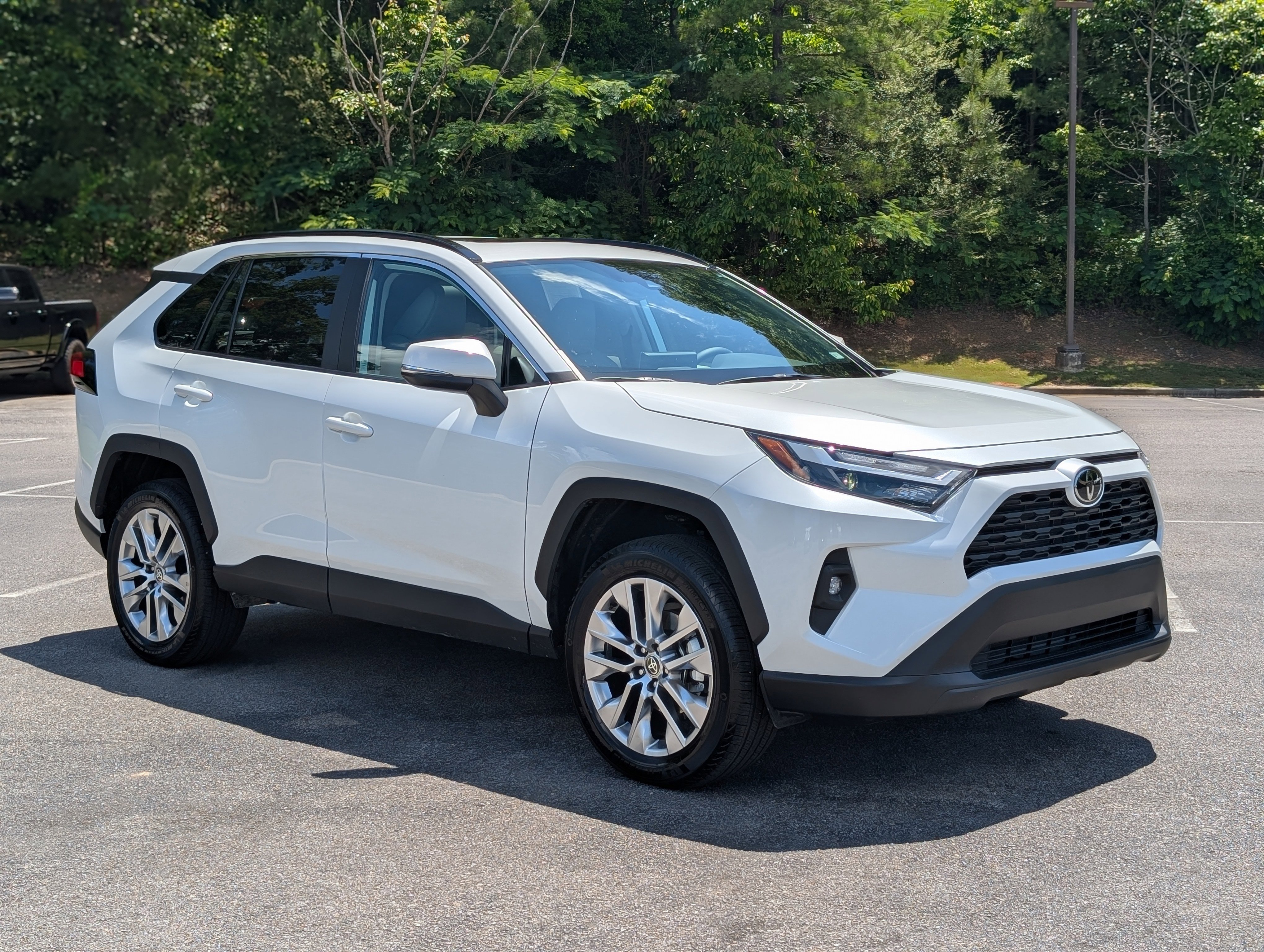 Used 2025 Toyota RAV4 XLE Premium w/ Weather Package AWD/4WD image 11