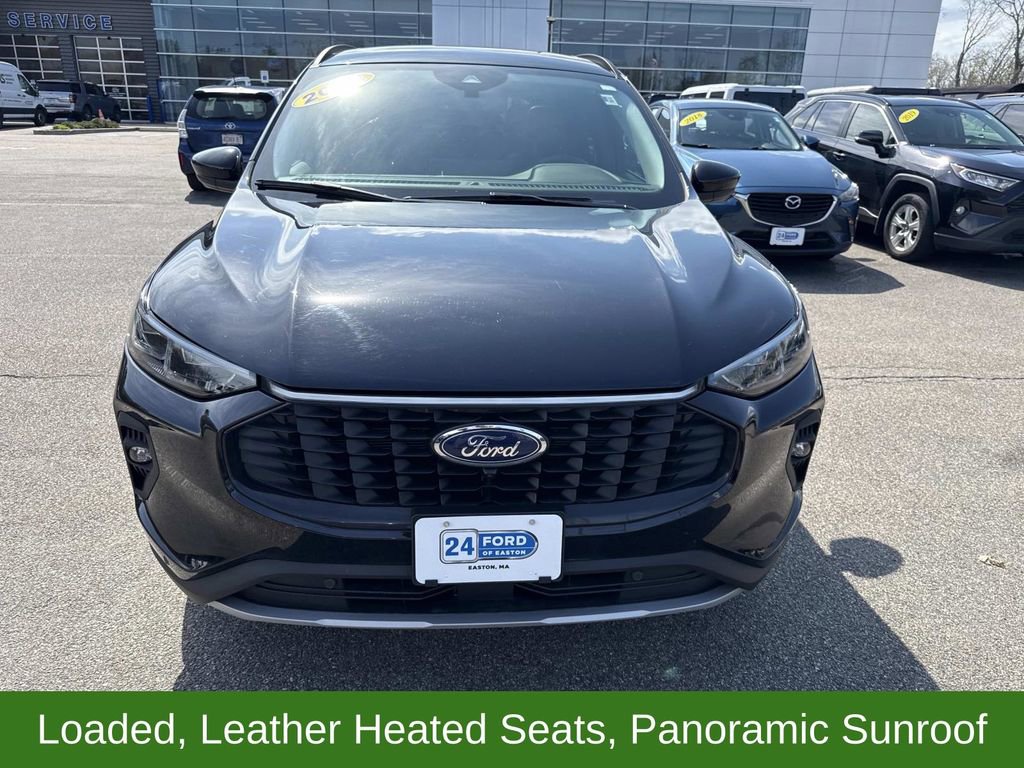 Certified 2024 Ford Escape Platinum AWD/4WD image 10