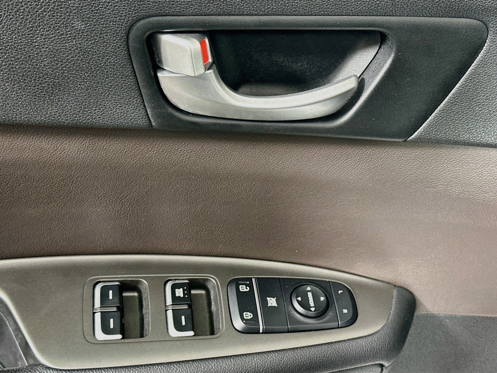 Used 2020 Kia Optima LX FWD image 15
