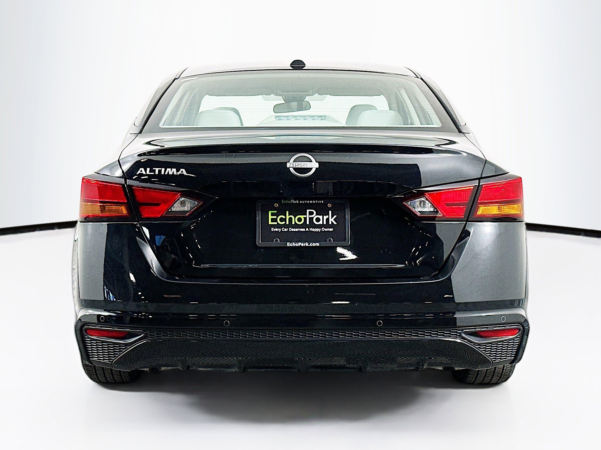 Used 2025 Nissan Altima 2.5 SV image 7