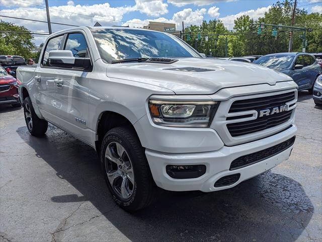 Used 2024 RAM 1500 Laramie AWD/4WD image 6