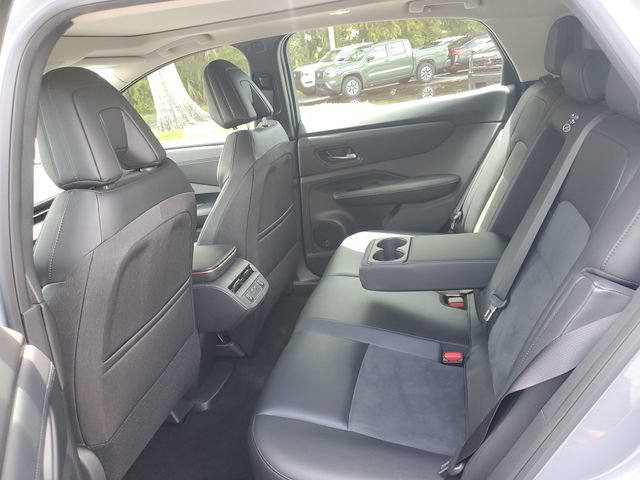 Used 2024 Nissan Ariya AWD image 9