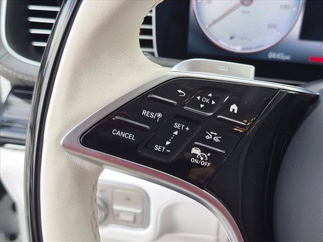Used 2026 Mercedes-Benz Maybach GLS 600 4MATIC image 11