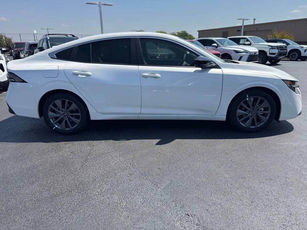New 2026 Nissan Sentra SL FWD image 6