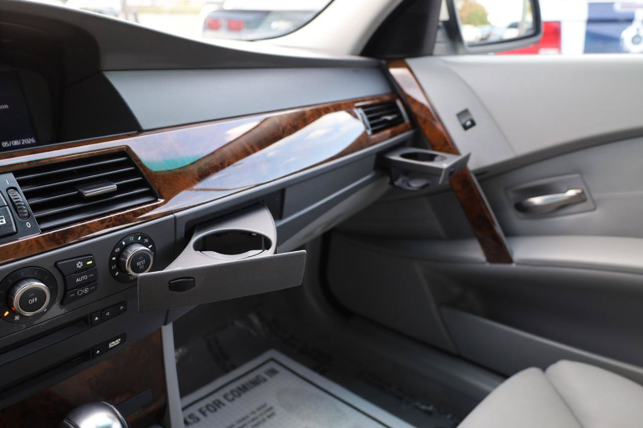 Used 2007 BMW 530i Sedan RWD image 12