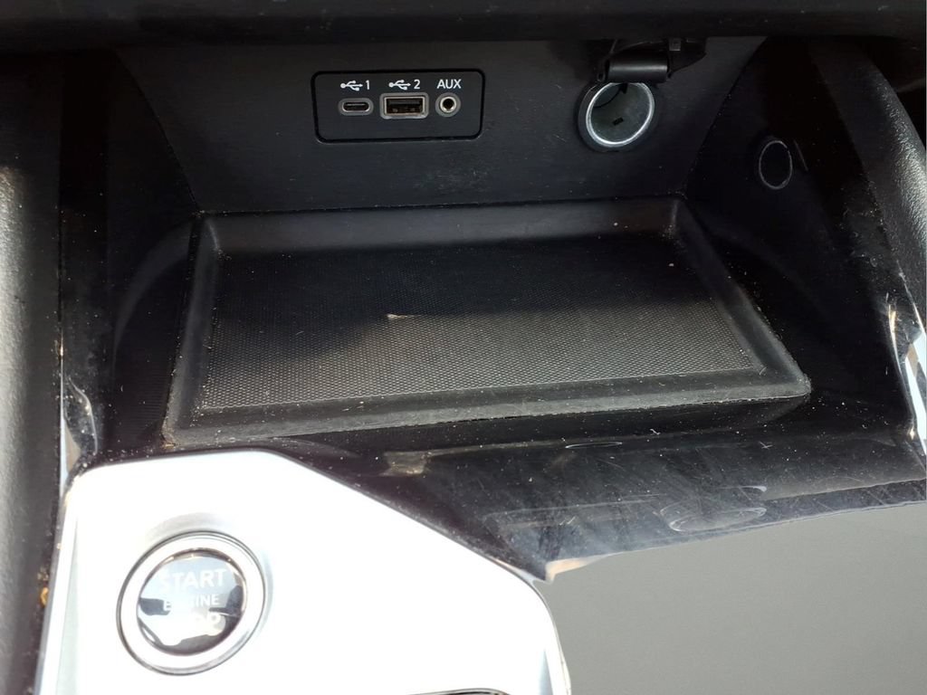 Used 2024 Nissan Altima 2.5 SV FWD image 12