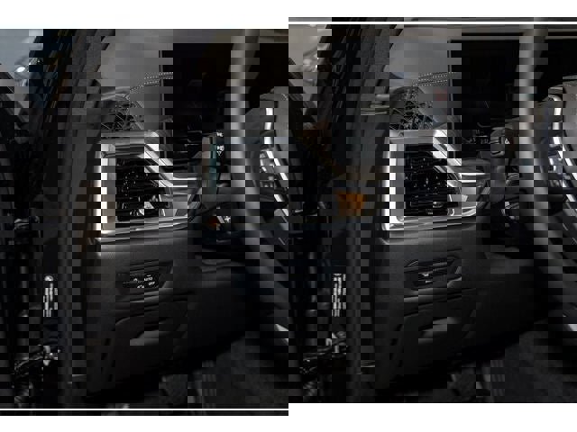 New 2026 BMW X5 xDrive50e w/ Premium Package image 55