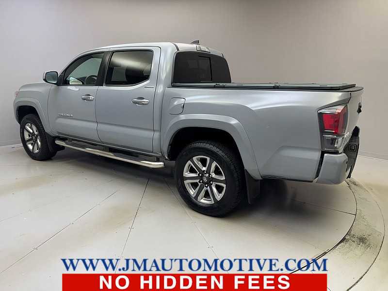 Used 2018 Toyota Tacoma Limited AWD/4WD image 3