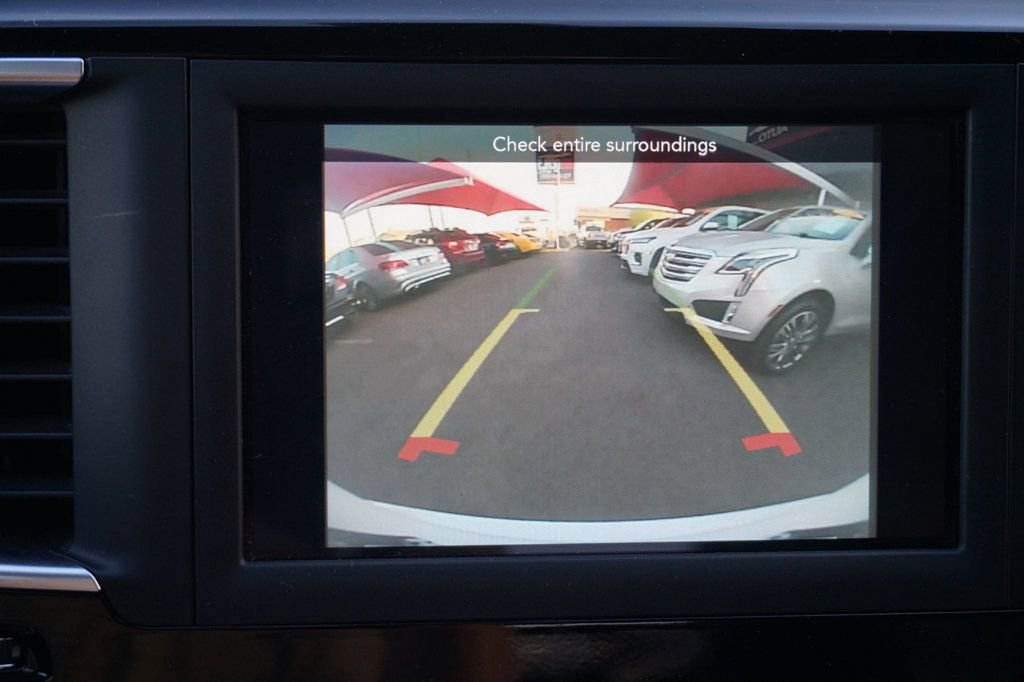 Used 2021 Chrysler Voyager Lxi image 37