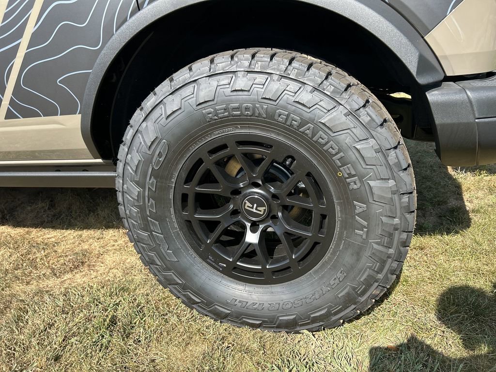 New 2025 Ford Bronco Badlands image 34