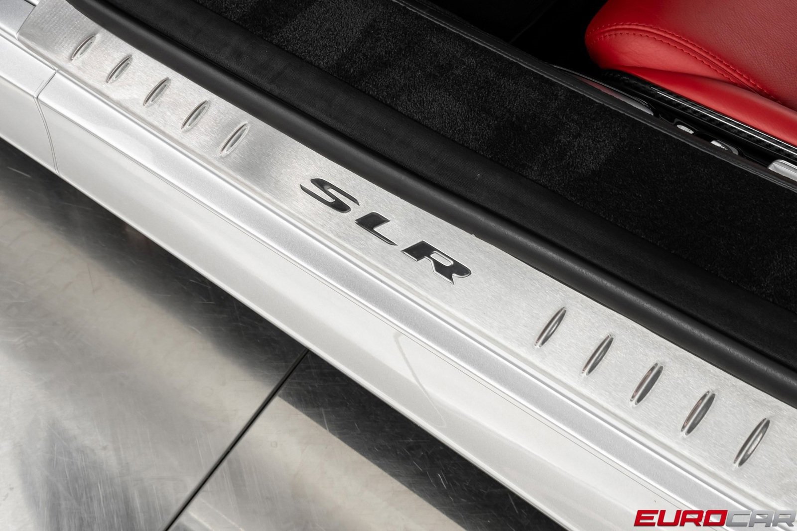 Used 2005 Mercedes-Benz SLR image 45