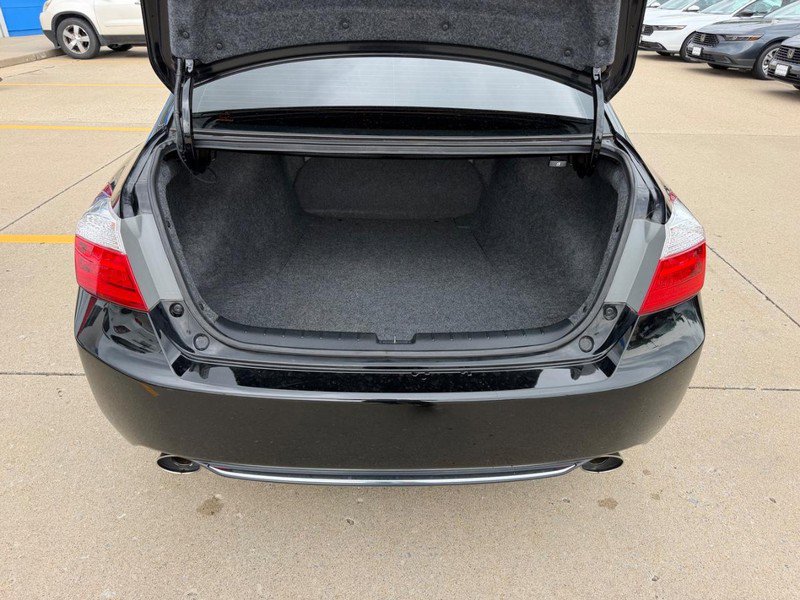 Used 2015 Honda Accord EX-L image 4
