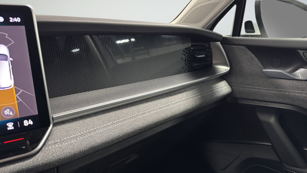 New 2026 Volkswagen Tiguan S FWD image 27