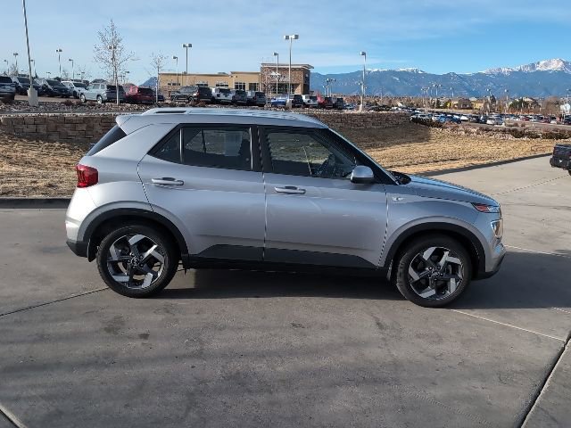 Used 2023 Hyundai Venue SEL w/ Cargo Package image 8