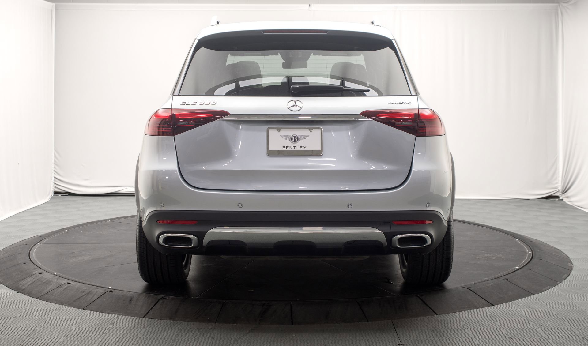 Used 2024 Mercedes-Benz GLE 350 4MATIC w/ Winter Package image 4