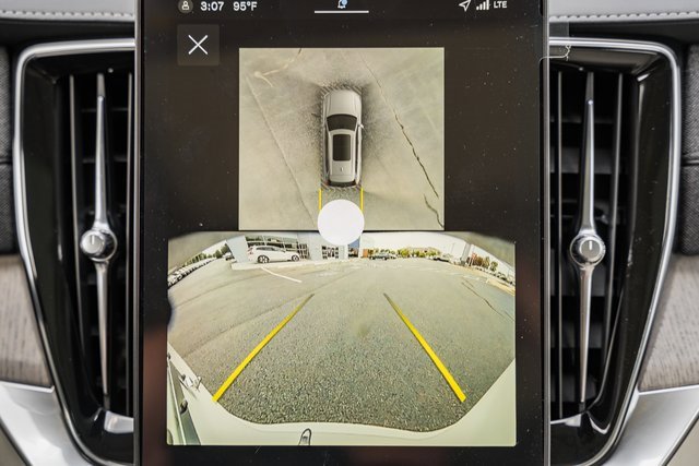 New 2026 Volvo XC90 T8 Ultra w/ Protection Package Premier image 37