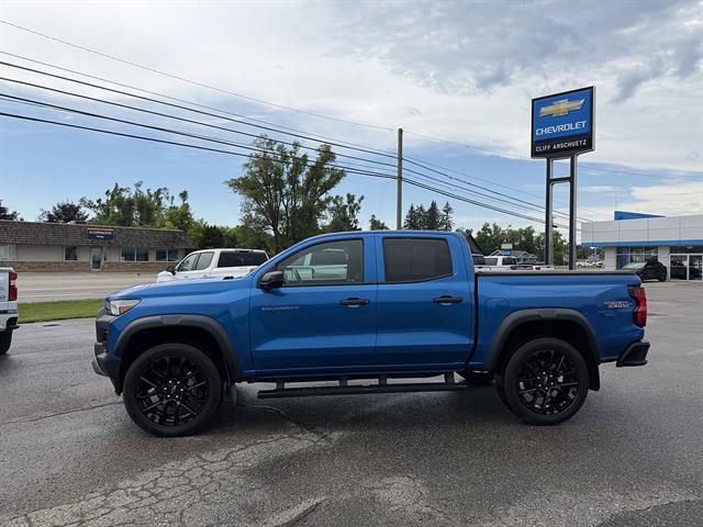 Used 2023 Chevrolet Colorado Trail Boss w/ Advanced Trailering Package AWD/4WD image 3