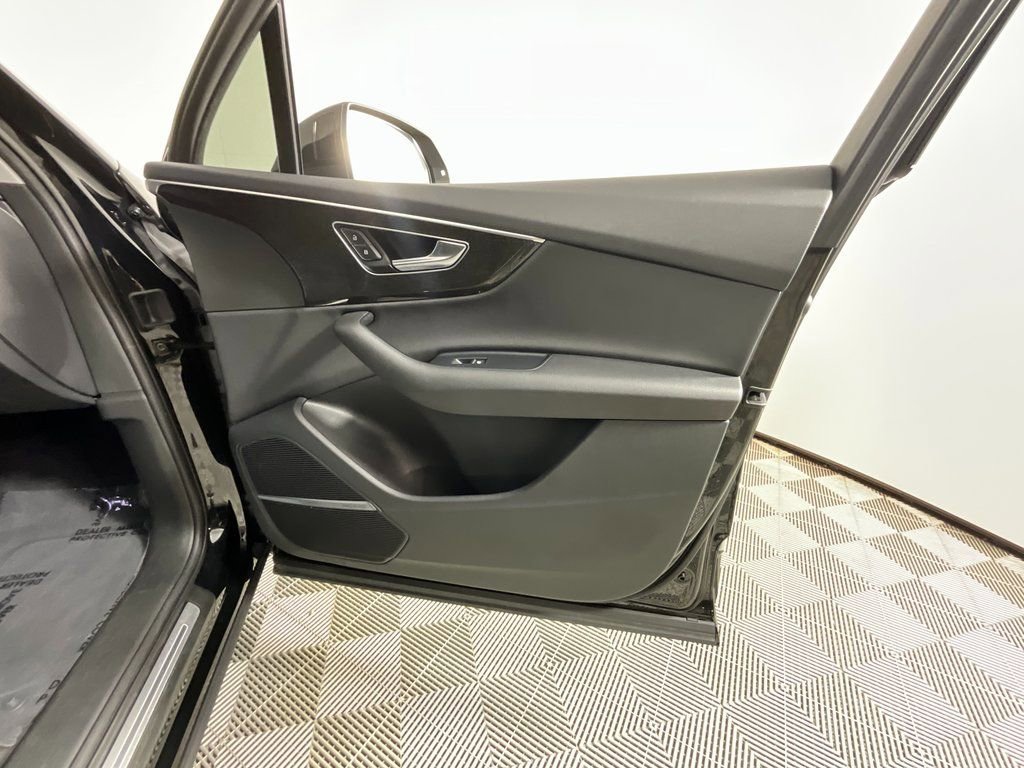 Used 2022 Audi Q7 3.0T Premium Plus image 22
