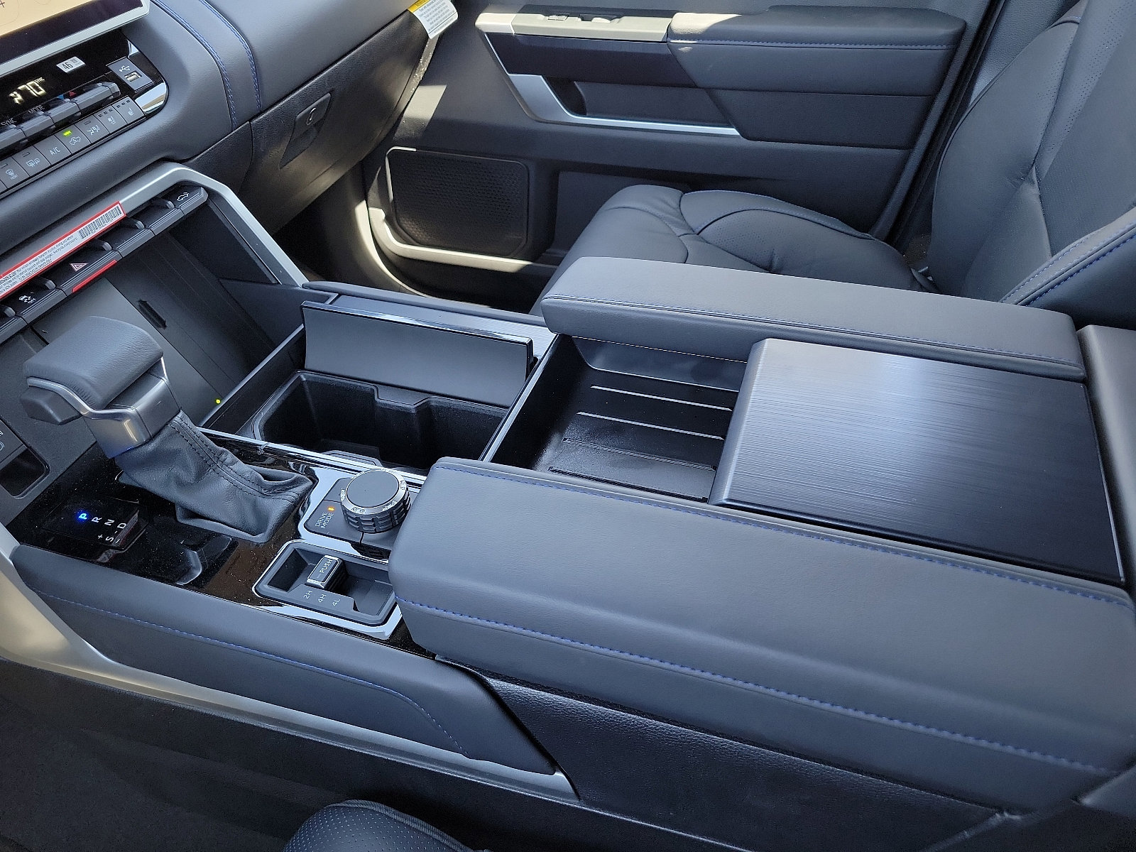 New 2025 Toyota Tundra Platinum w/ Tow Tech Package image 20