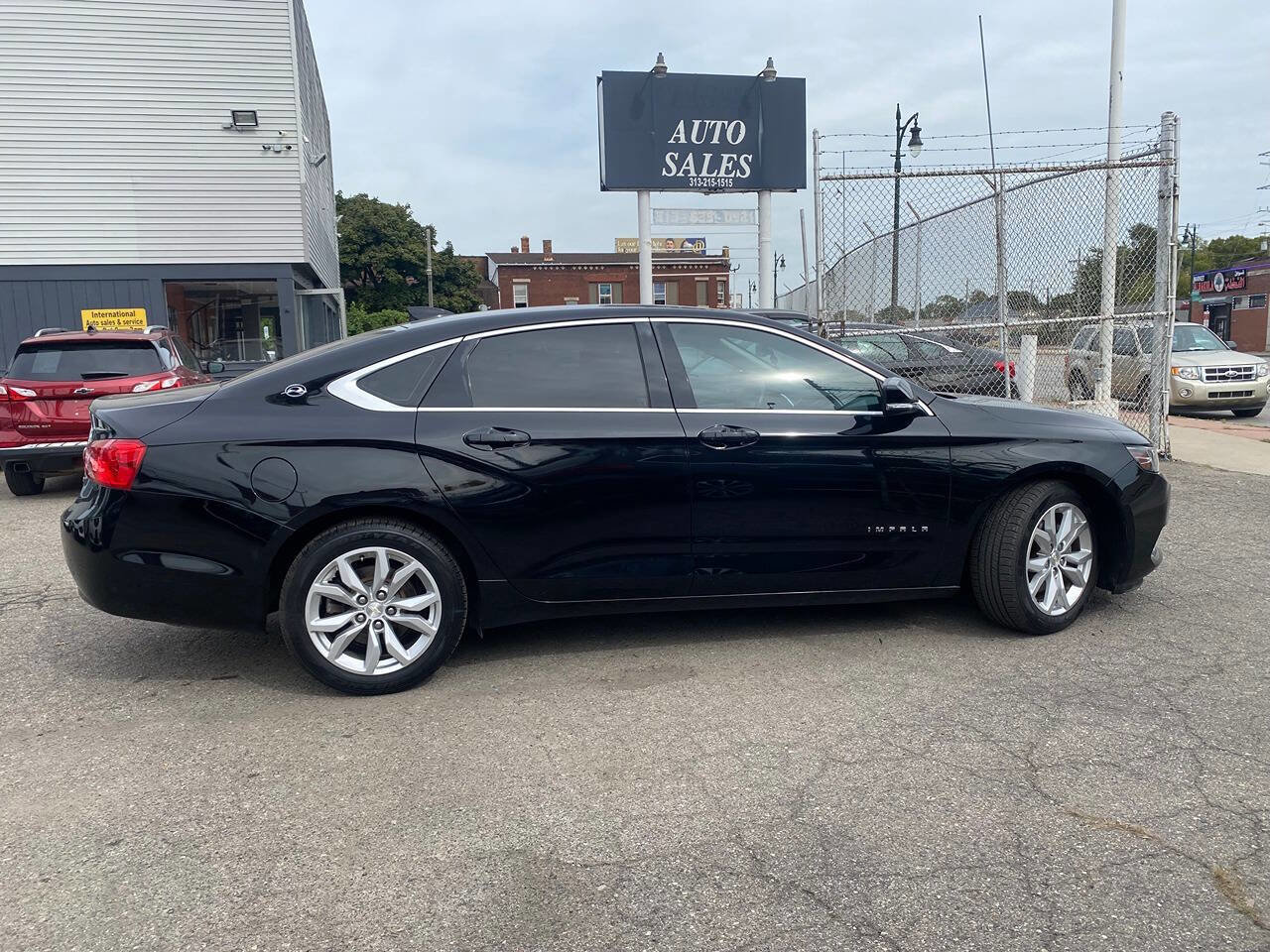 Used 2017 Chevrolet Impala LT image 15