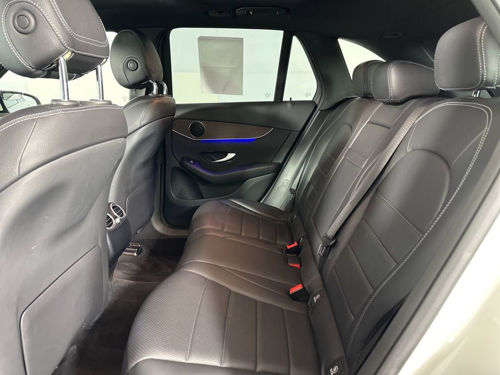 Used 2021 Mercedes-Benz GLC 300 4MATIC image 16