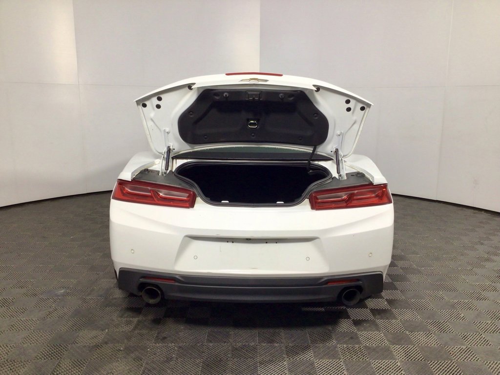 Used 2017 Chevrolet Camaro LT image 10